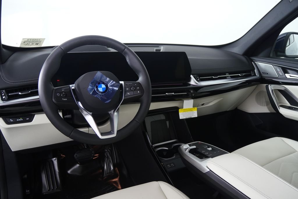 2026 BMW X1 28i - Photo 18