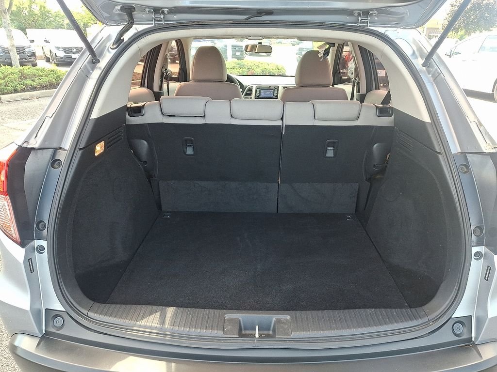2017 Honda HR-V LX - Photo 29