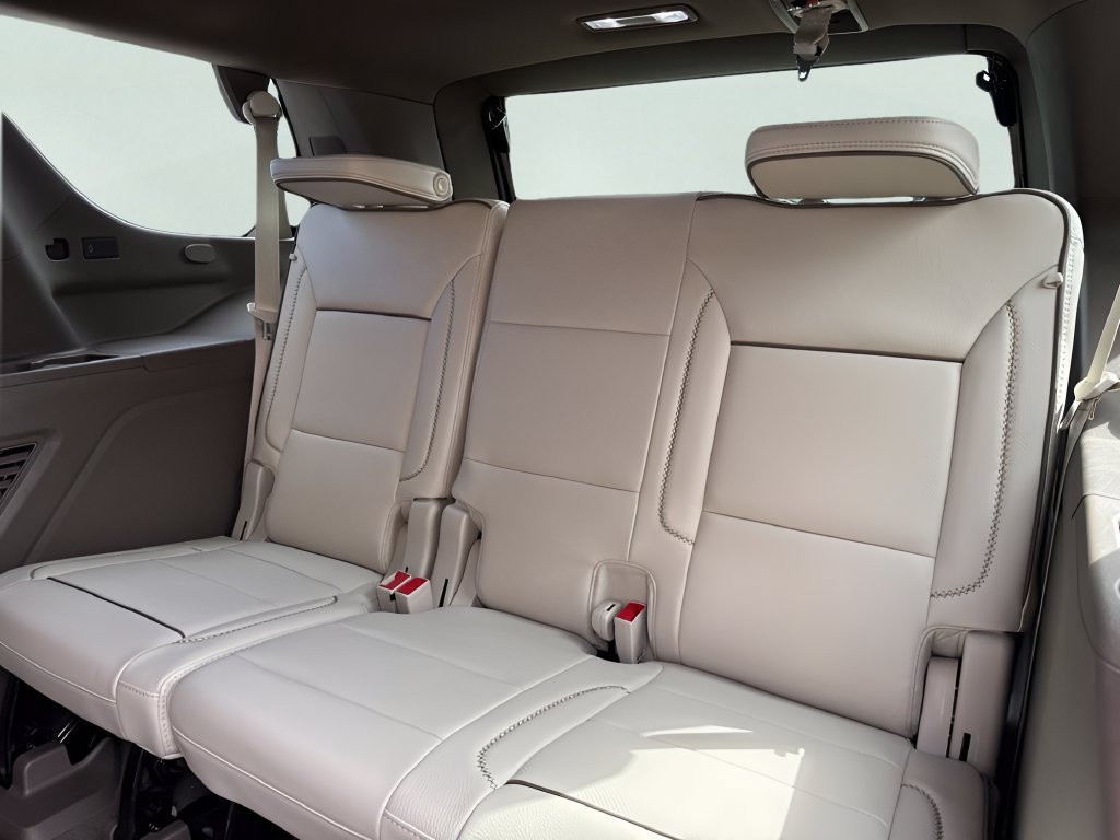 2026 GMC Yukon Denali - Photo 25