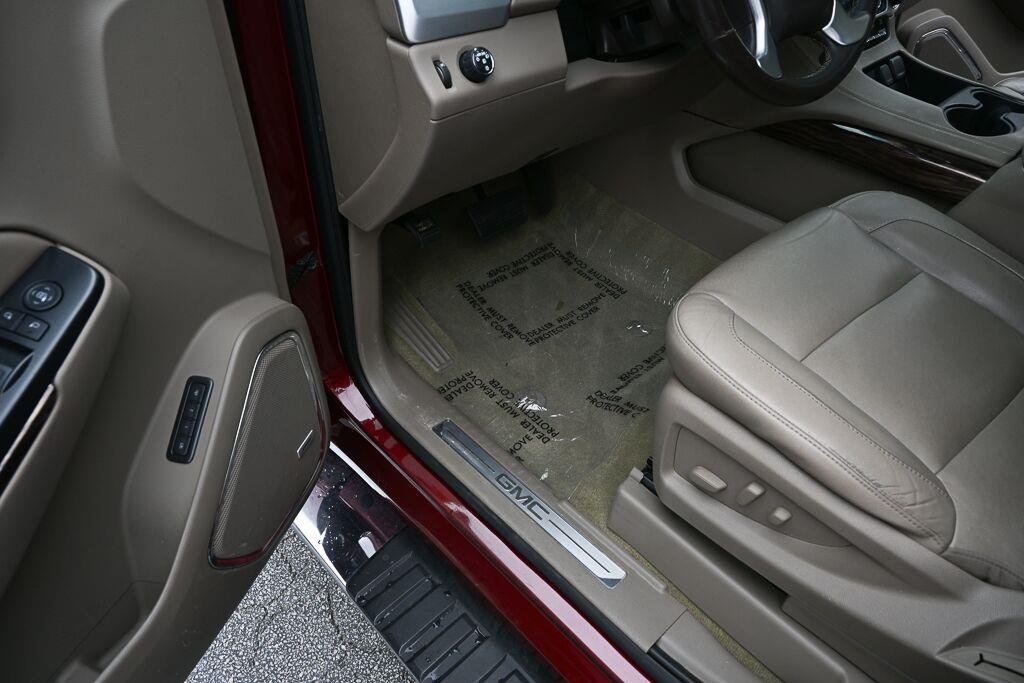Used 2019 Crimson Red Tintcoat GMC SLT Standard Edition image 7