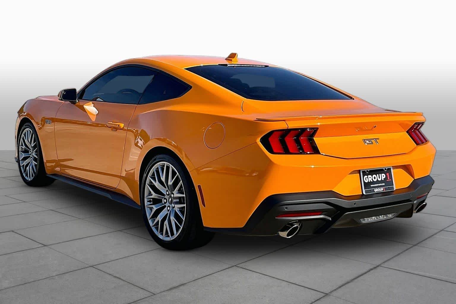 Used 2026 Orange Fury Metallic Tri-Coat Ford GT Premium image 10