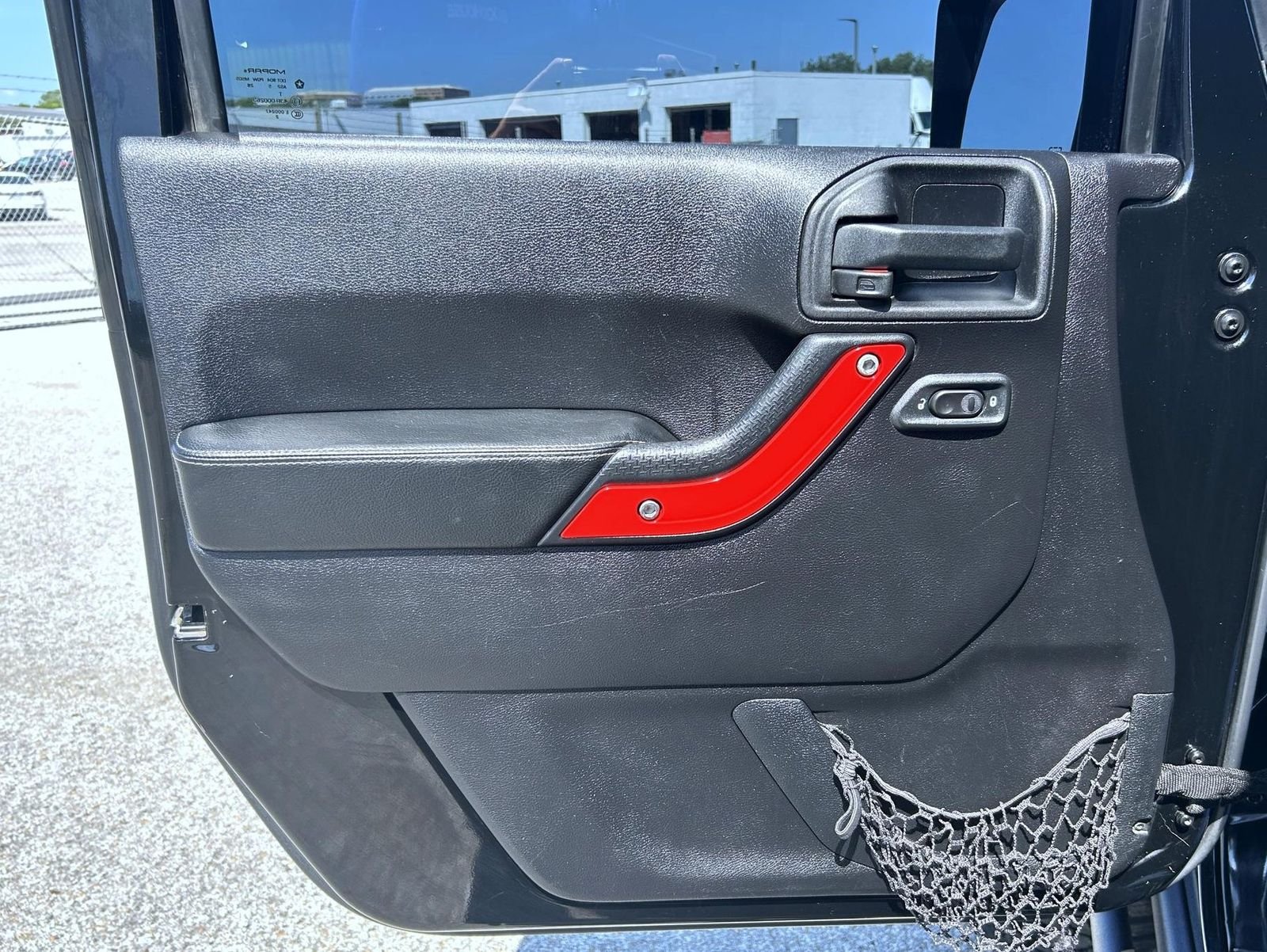Used 2015 Black Jeep Unlimited Rubicon image 9