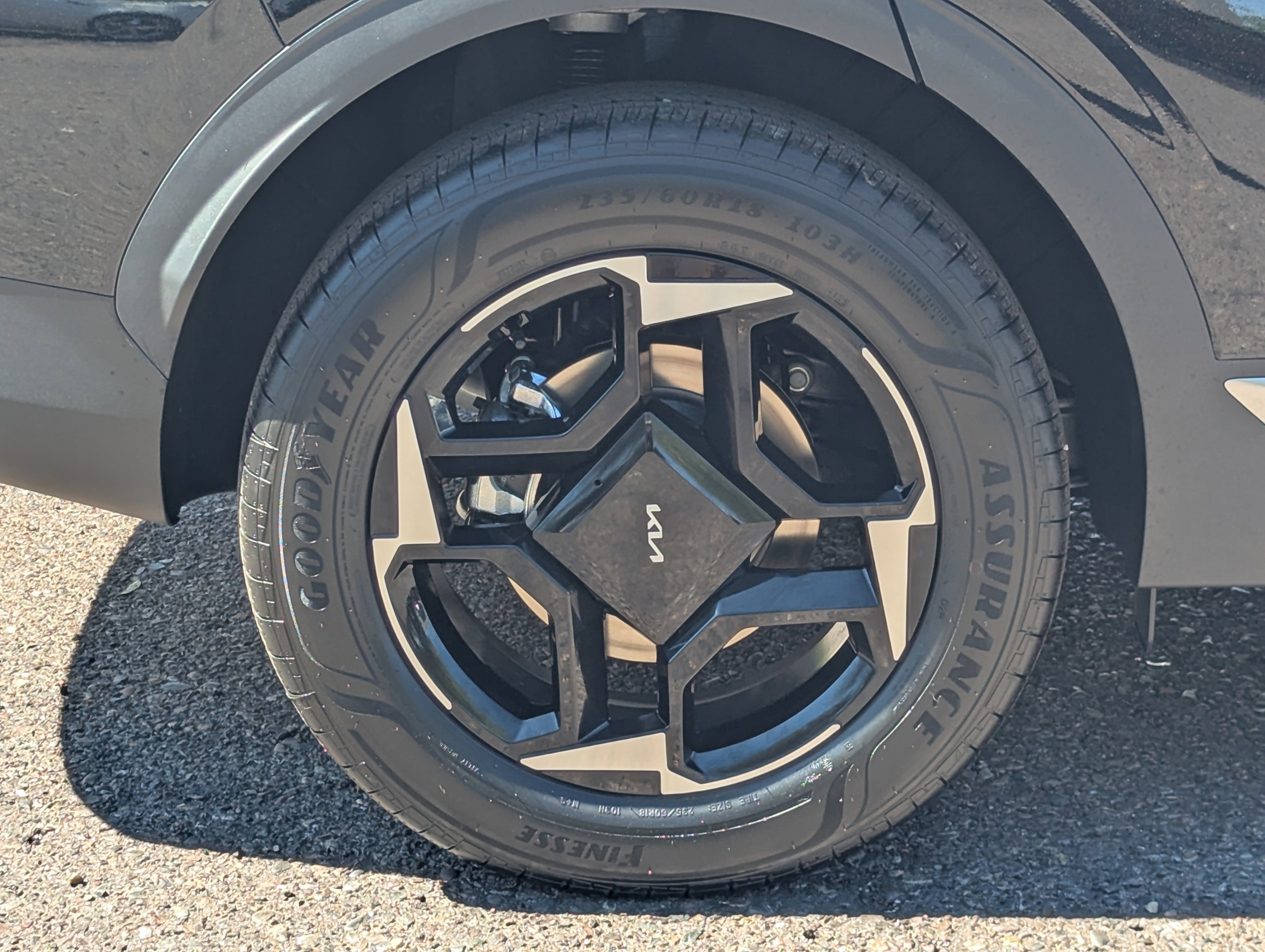 New 2026 Fusion Black Kia EX image 7