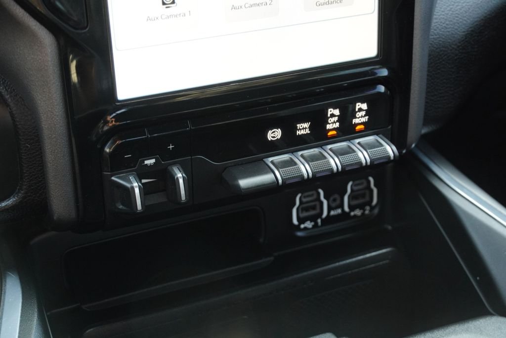 Used 2023 White Ram Laramie image 25