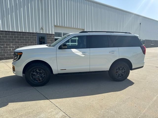 New 2026 White Ford Tremor image 9