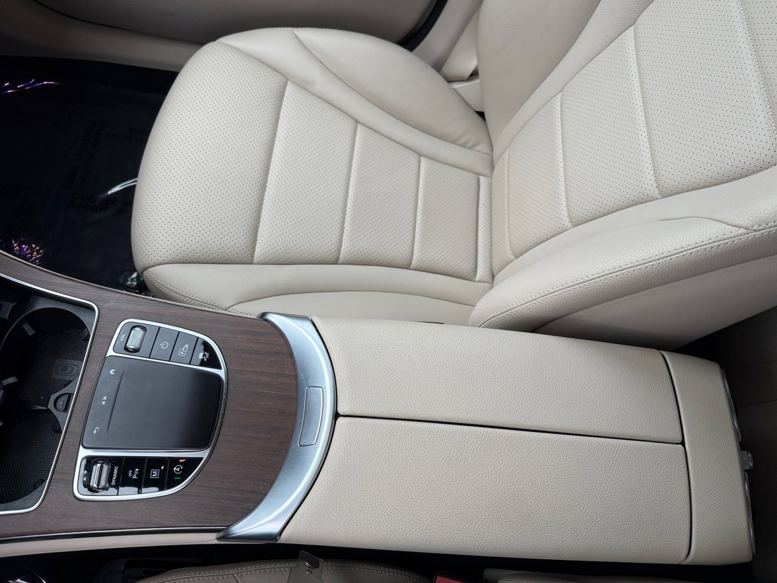 Used 2022 Cirrus Silver Metallic Mercedes-Benz GLC 300 image 14