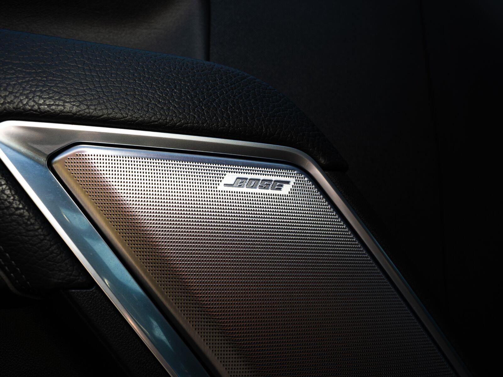Used 2025 Onyx Black GMC Denali image 25