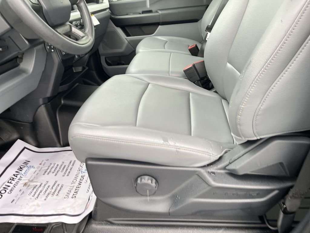 Used 2025 Avalanche Ford XL image 12