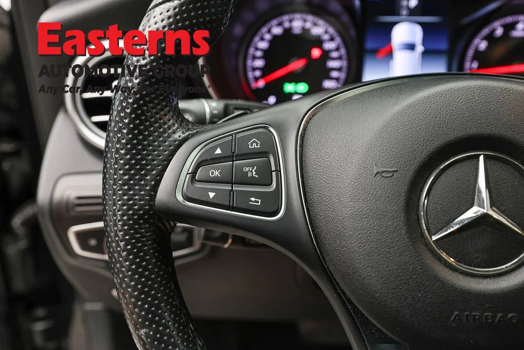 Used 2018 Black Mercedes-Benz GLC 300 image 15