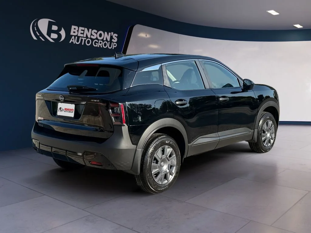 New 2027 Black Nissan S image 5