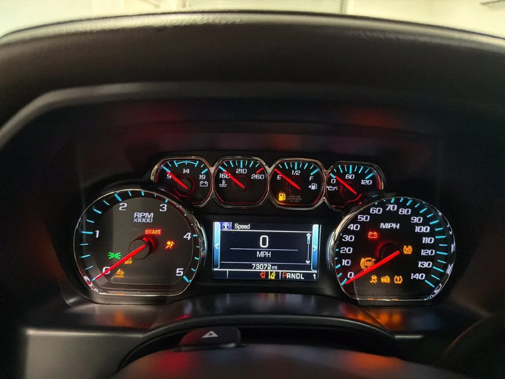 Used 2018 DEEP MAHOGANY METALLIC GMC SLT image 16