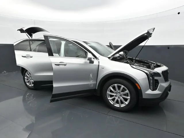 Used 2019 Radiant Silver Metallic Cadillac Luxury image 37