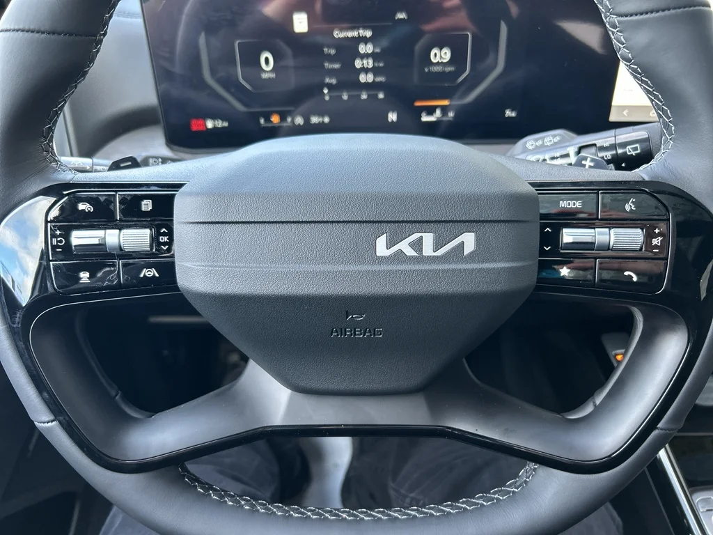 New 2026 Glacial White Pearl Kia X-Line SX Prestige image 26