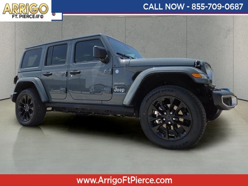 Used 2024 Anvil Clear Coat Jeep Sahara image 1