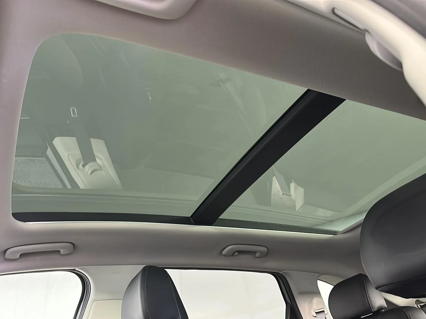 Used 2023 Wolf Gray Kia X-Line EX image 23