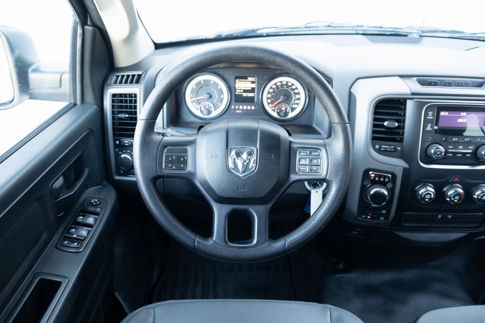 Used 2017 RAM Ram 1500 Pickup Tradesman with VIN 1C6RR7FT3HS802573 for sale in Mount Vernon, WA