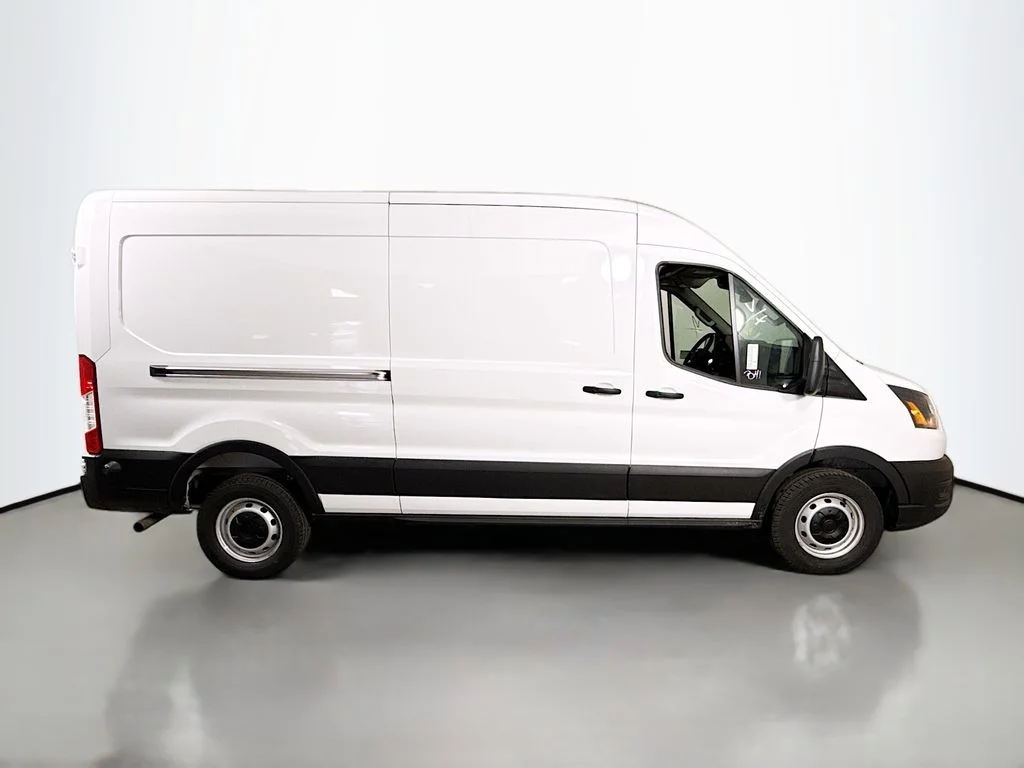 New 2026 Oxford White Ford Cargo Van image 8