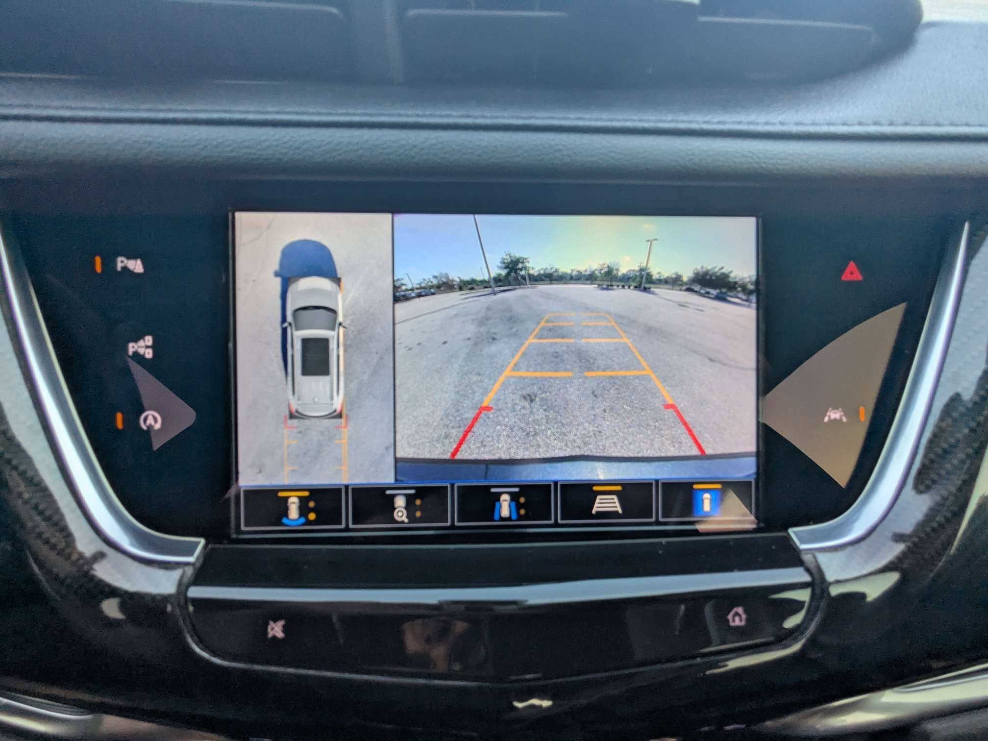 2023 Cadillac XT6 Sport - Photo 31