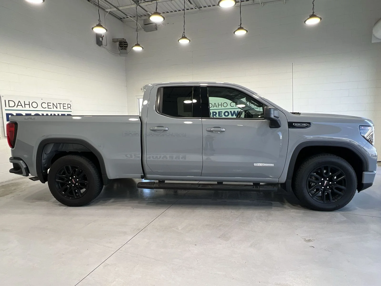 2024 GMC Sierra 1500 Elevation - Photo 9