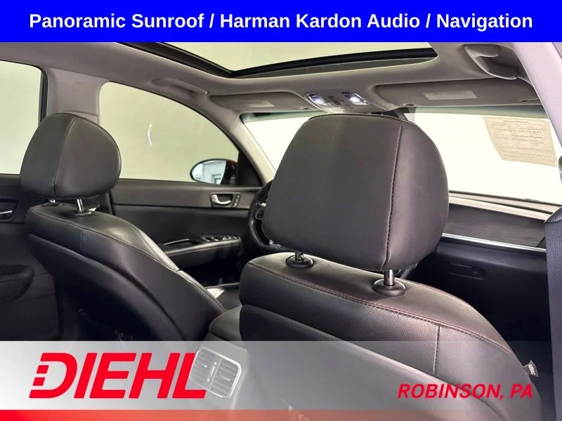 Used 2018 Red Kia SX image 10