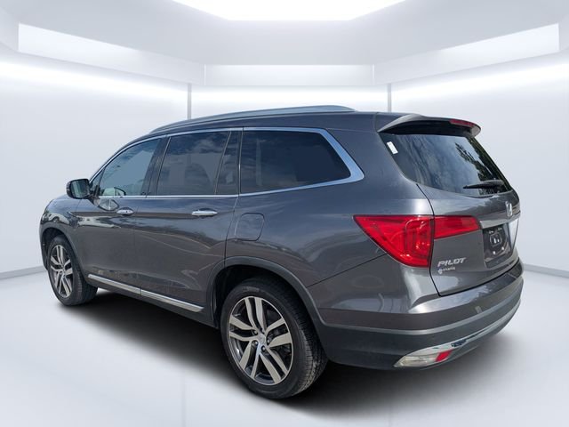 Used 2017 Gray Honda Touring image 5