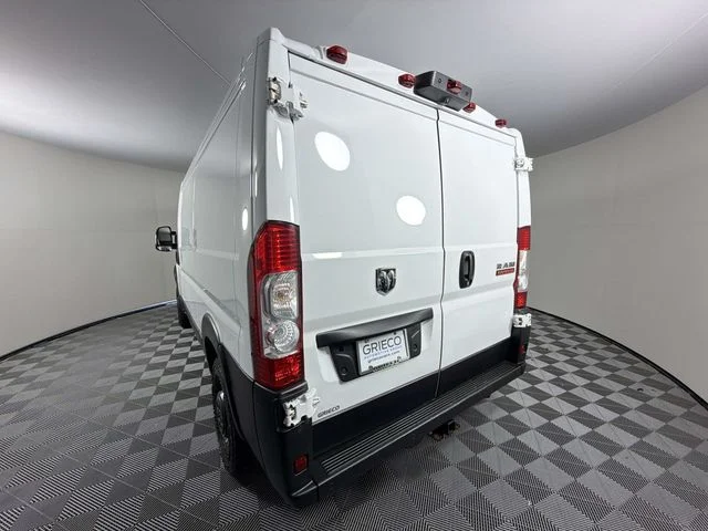 Used 2022 White Ram Base image 6