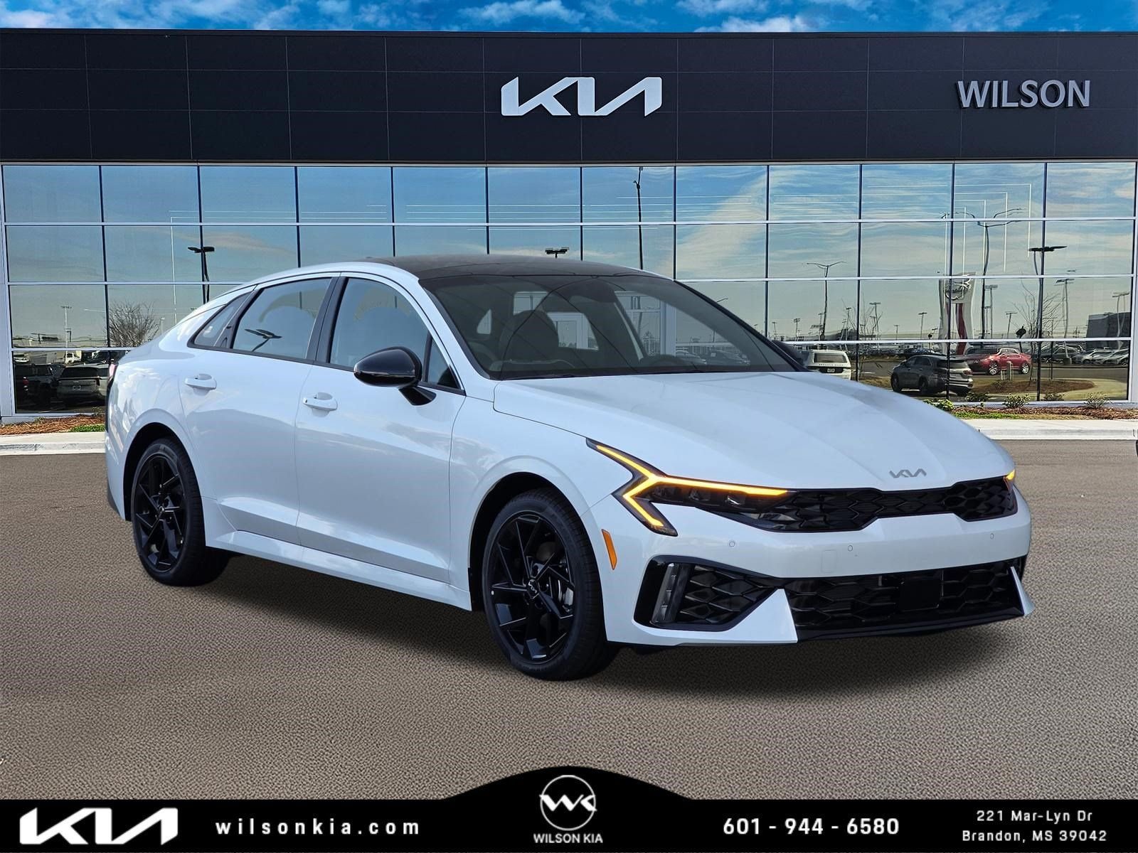 New 2026 White Kia GT-Line image 1