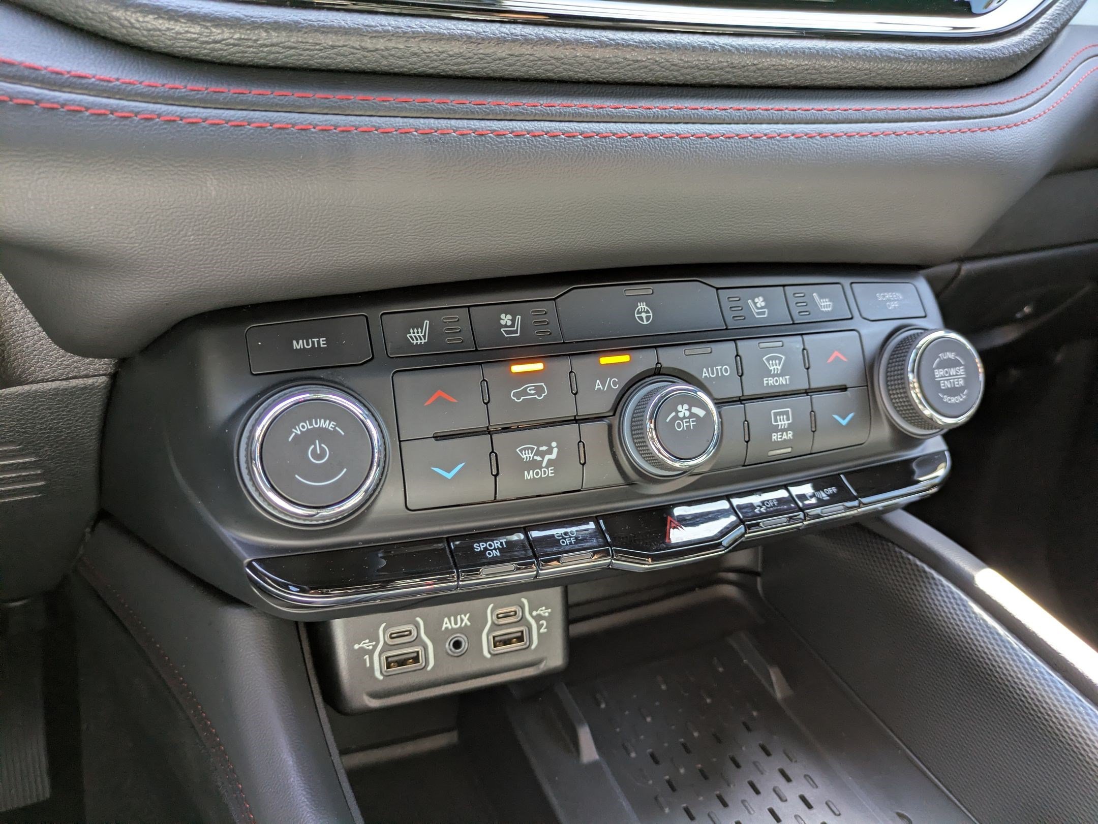 Used 2025 White Dodge R/T Plus AWD image 22