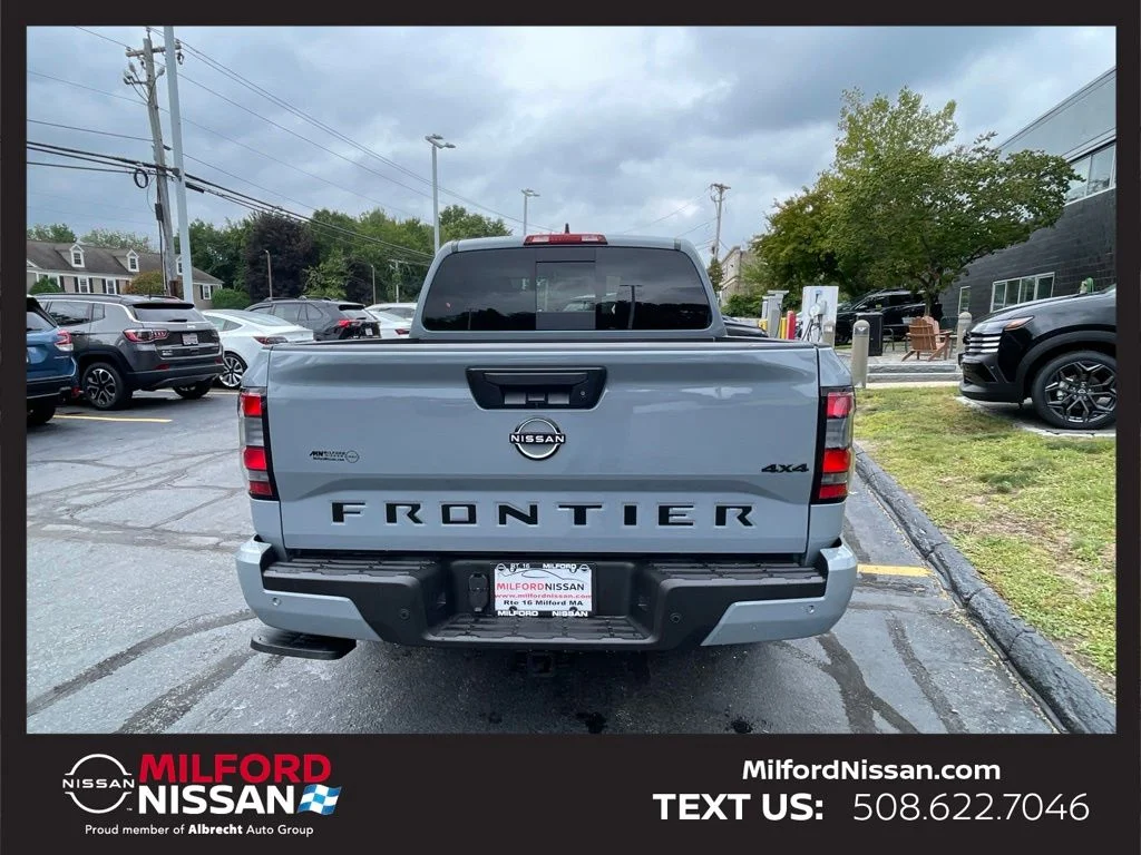 Used 2026 Gray Nissan SV image 4