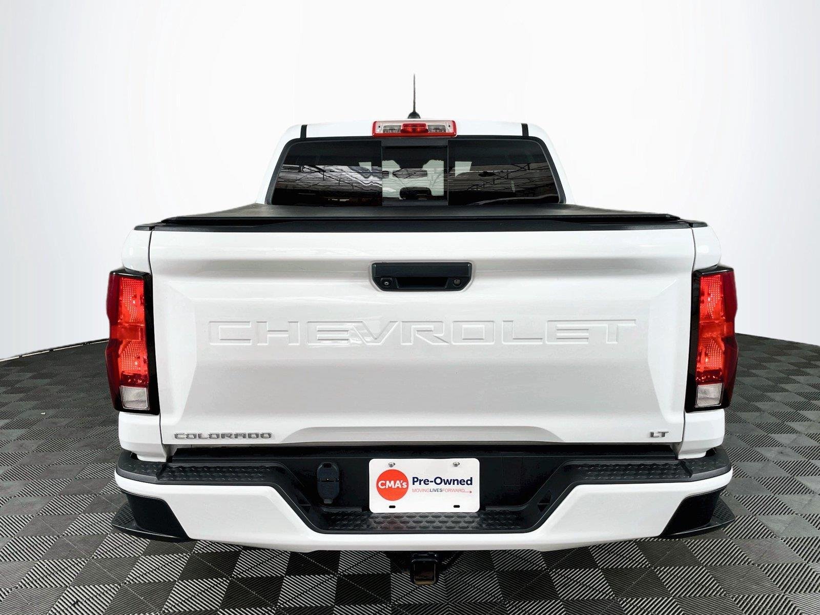 Used 2023 Summit White Chevrolet 2WD LT image 7
