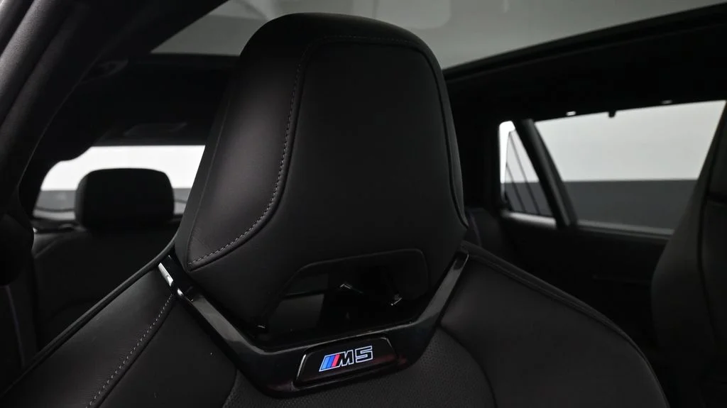 2025 BMW M5 M5 Touring - Photo 18