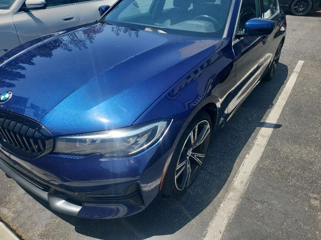 2020 BMW 3 Series 330i Sedan's photo
