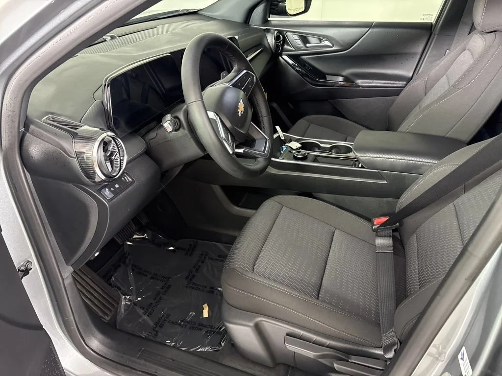 New 2026 Sterling Gray Metallic Chevrolet LT image 21