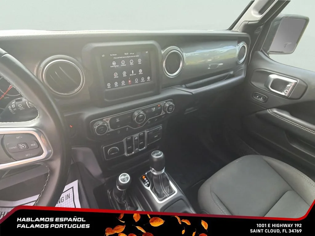 Used 2019 Black Jeep Sahara 4x4 image 30