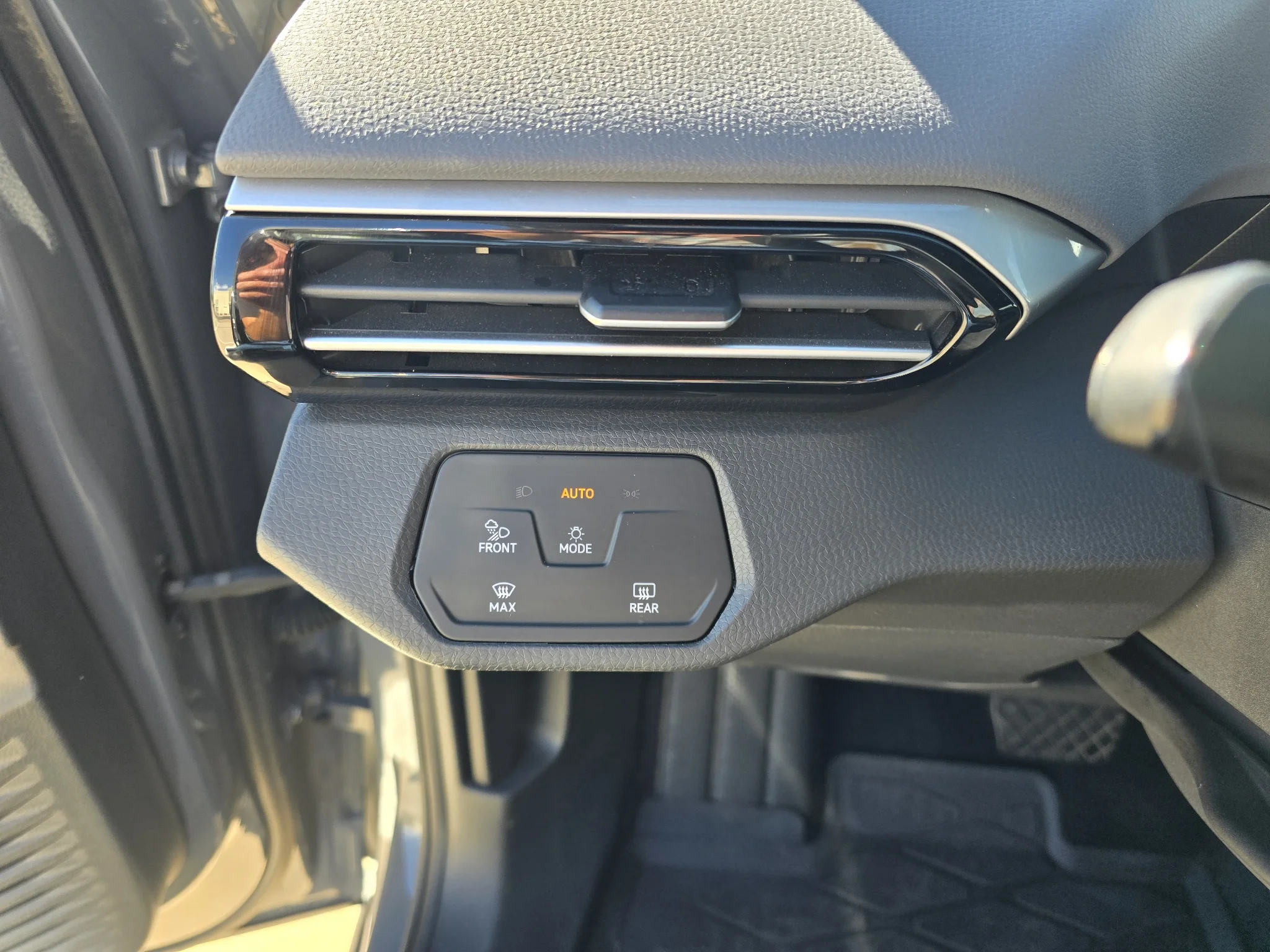 Used 2023 Pure Gray Volkswagen Pro S image 18