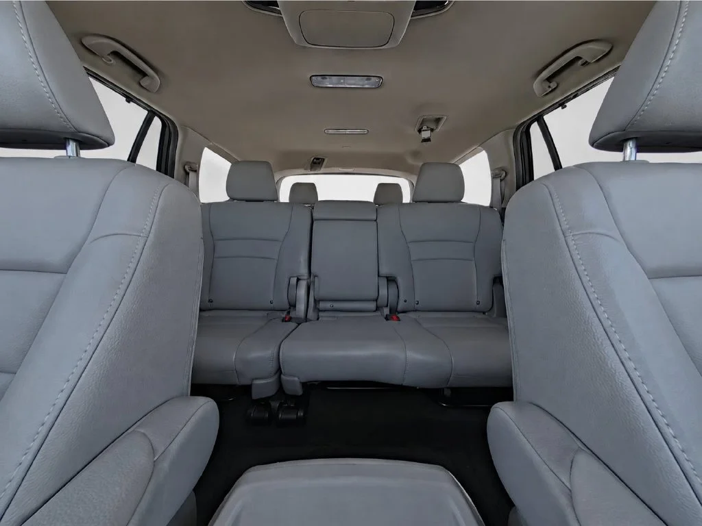 Used 2021 White Honda Touring image 34