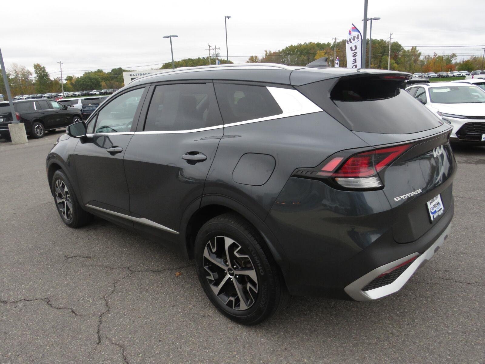 Used 2024 Gravity Gray Kia EX image 12