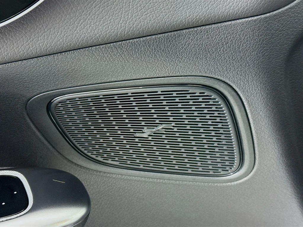 Certified Used 2026  Mercedes-Benz GLC 300 image 19