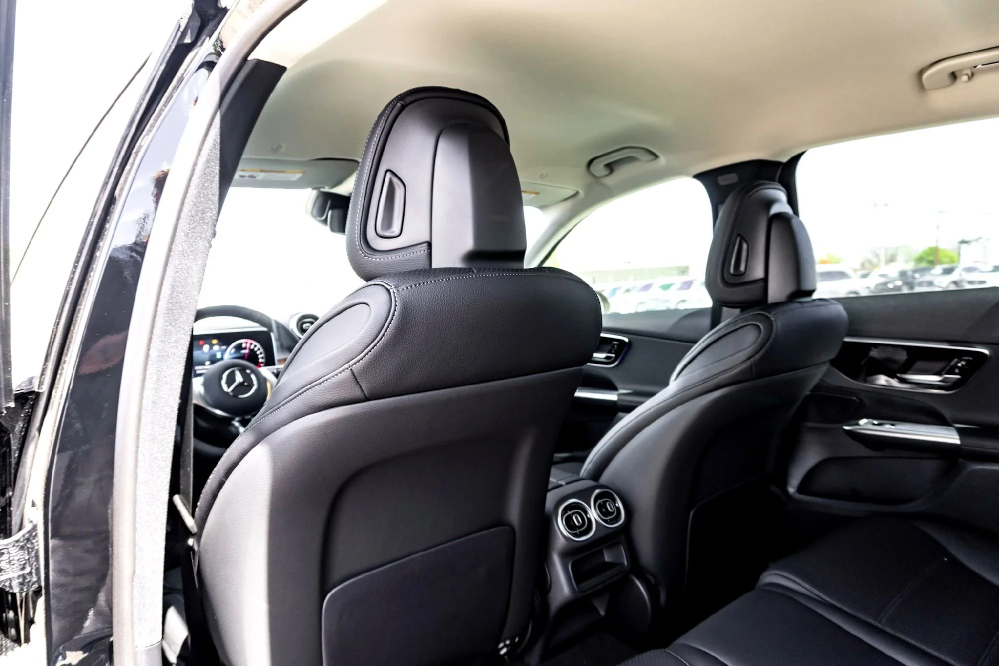 New 2025 Black Mercedes-Benz GLC 350e image 19