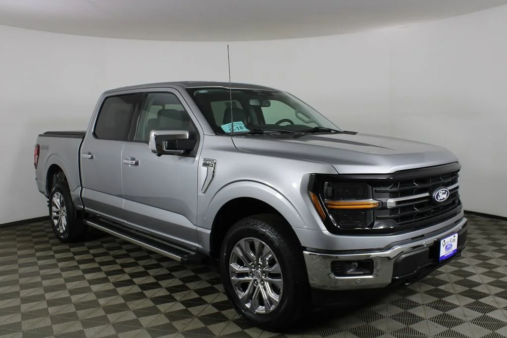 Used 2024 Gray Ford XLT image 1