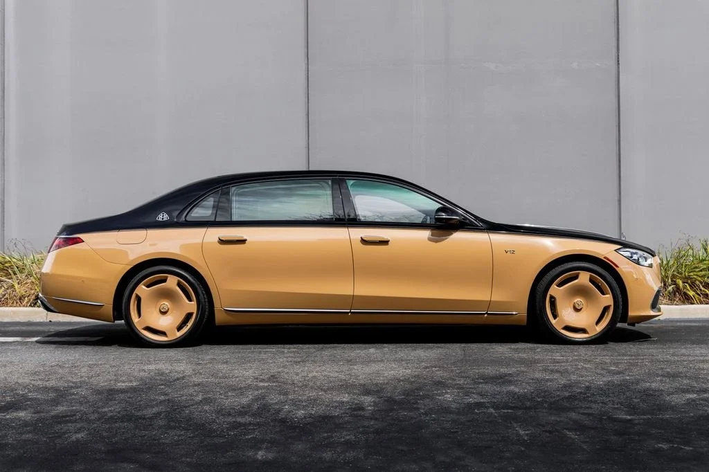 Used 2023 Obsidian Black Metallic / Colorado Beige Mercedes-Benz Maybach S 680 image 6