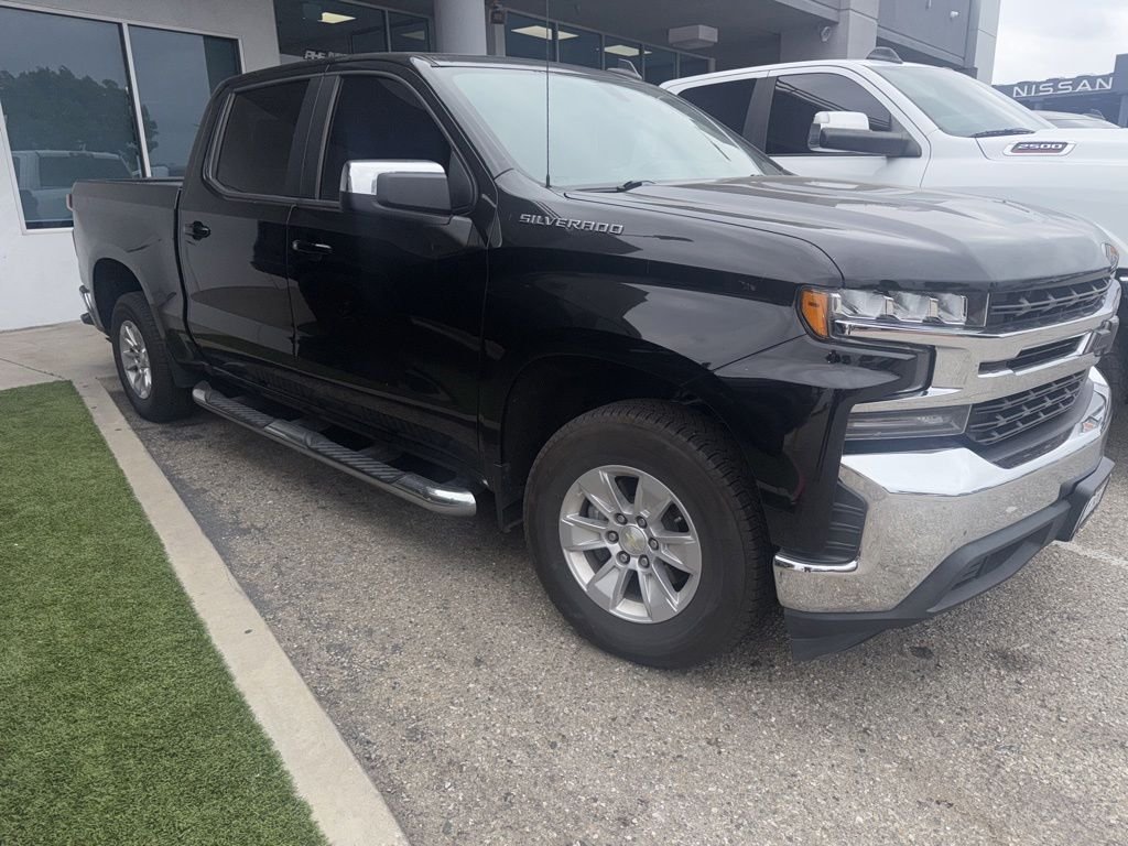 2020 Chevrolet Silverado 1500 LT Crew Cab Short Box's photo