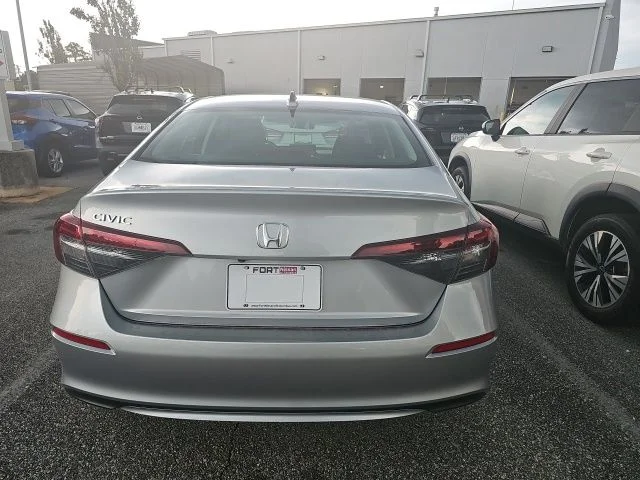 Used 2026  Honda LX image 6