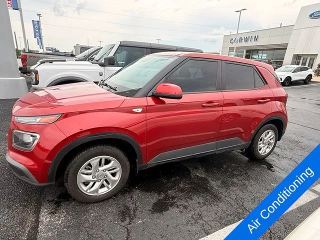 Used 2021 Scarlet Red Pearl Hyundai SE image 4