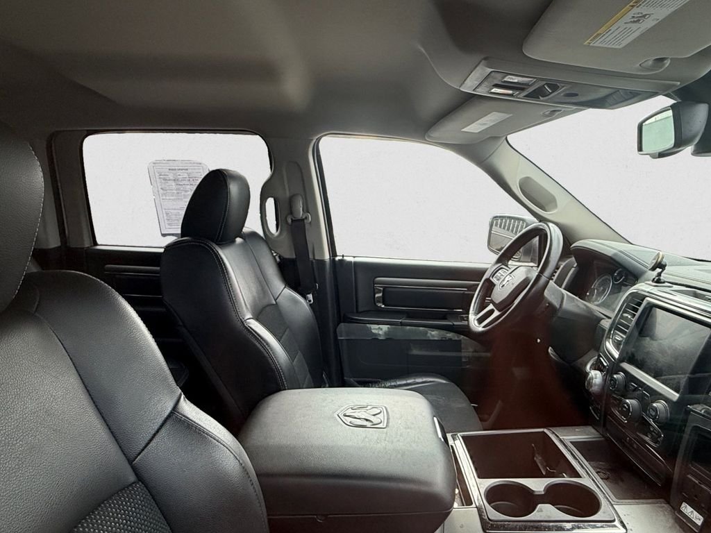 Used 2015 White Ram Sport image 10