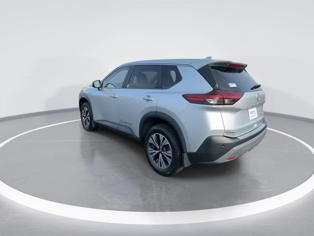 Used 2023 Silver Nissan SV image 6