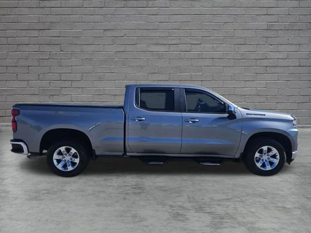 Used 2020 Gray Chevrolet LT image 6