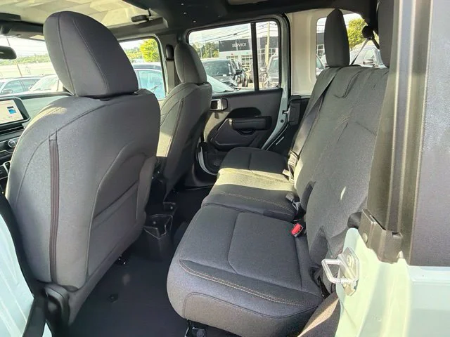 New 2027 White/off-white Jeep Sport S image 7