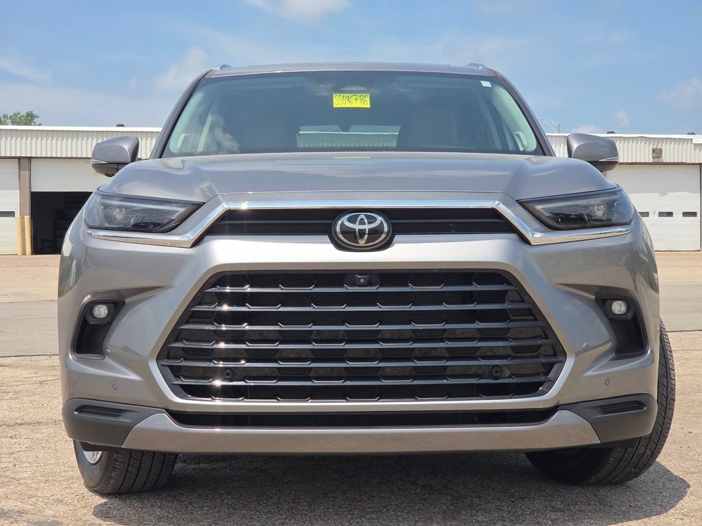 Certified Used 2025 Heavy Metal Toyota Platinum image 3