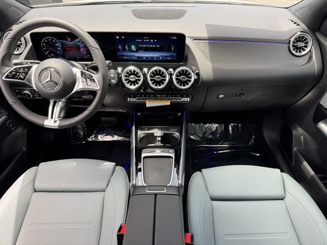 New 2026 Polar White Mercedes-Benz GLA 250 image 4